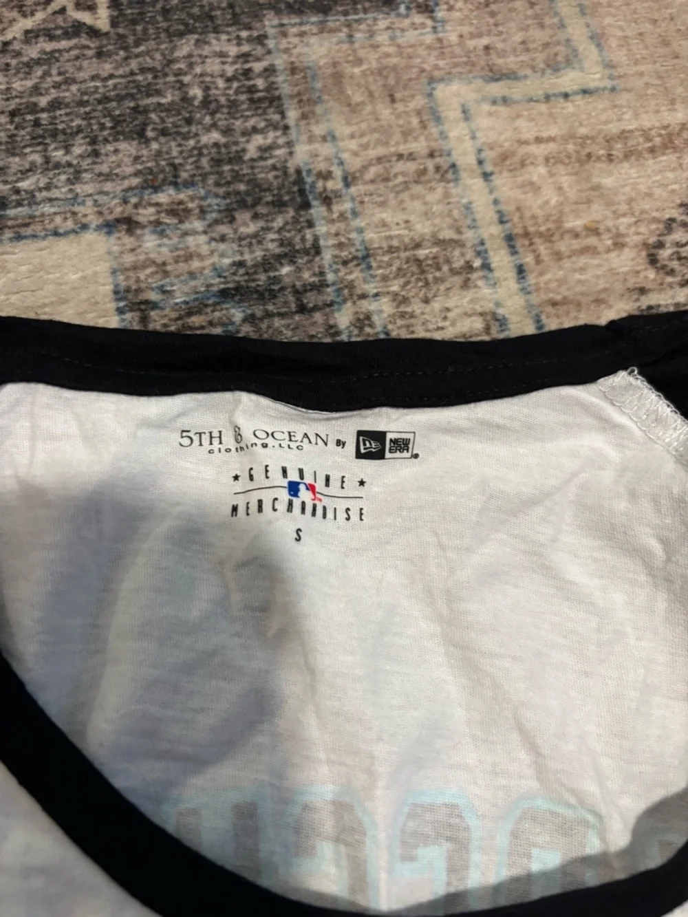 Women’s D-Backs Raglan Baseball Tee - Picture 2 of 3